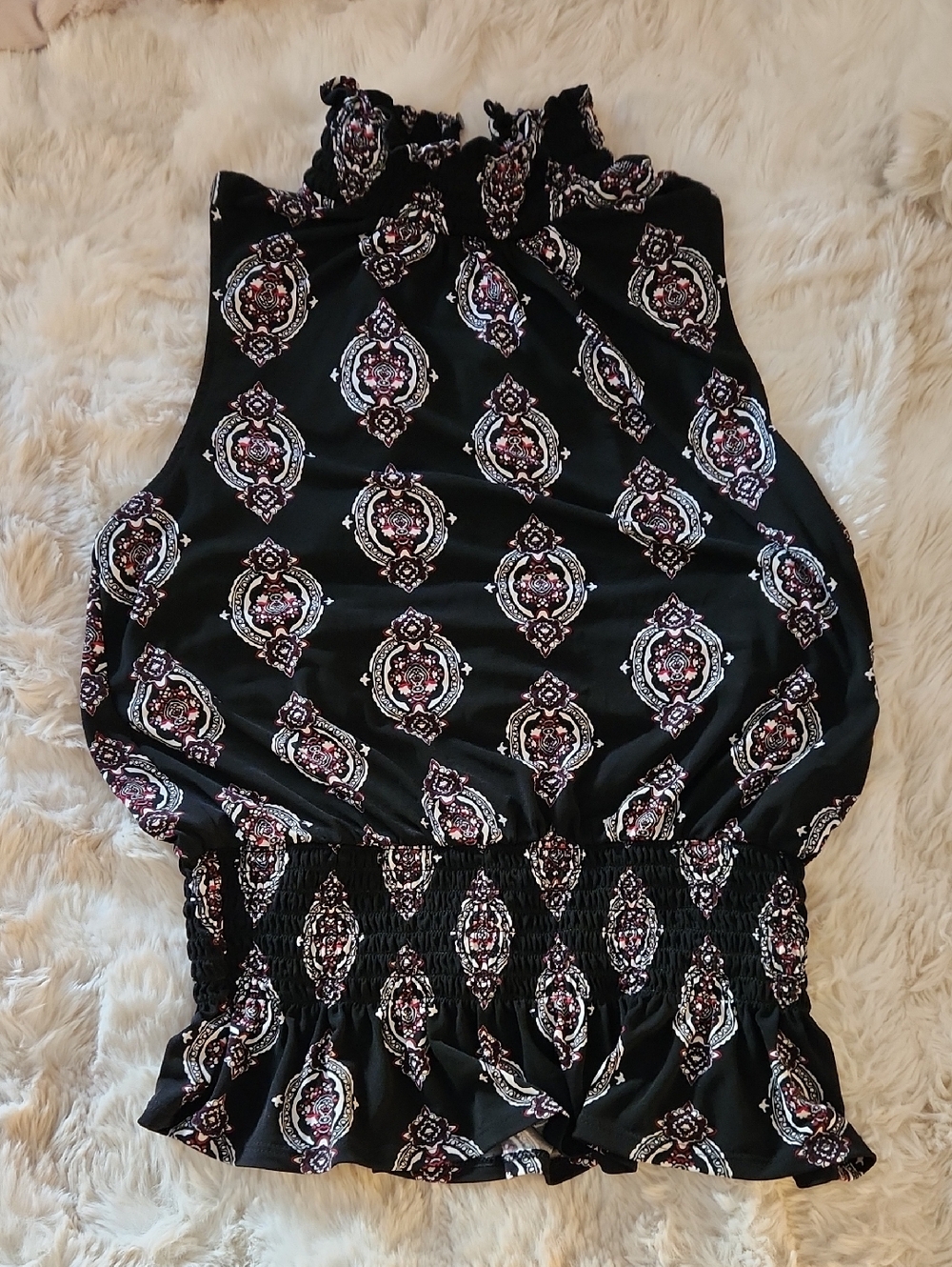 White House Black Market Black Sleeveless Smocked Floral-Print Top